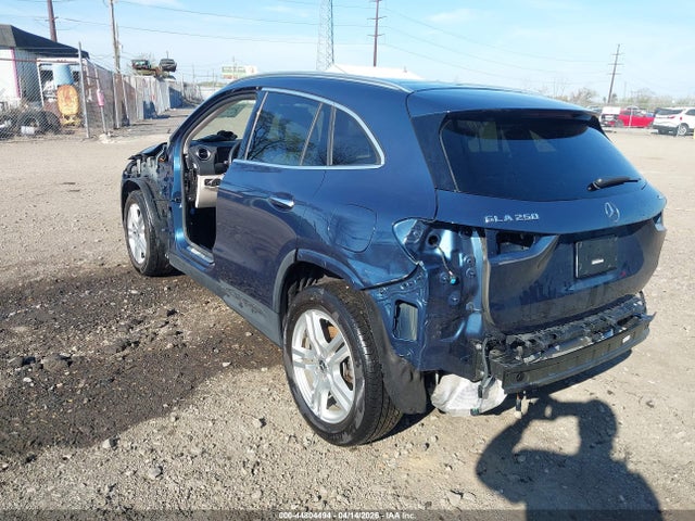 Продажа на аукционе авто 2022 Mercedes-benz Gla 250 4matic, vin: W1N4N4HBXNJ321456, номер лота: 44804494
