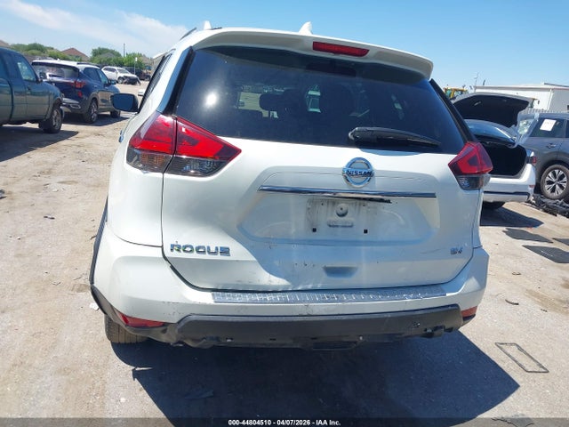 44804510 :رقم المزاد ، 5N1AT2MT7HC875318 vin ، 2017 Nissan Rogue Sv مزاد بيع
