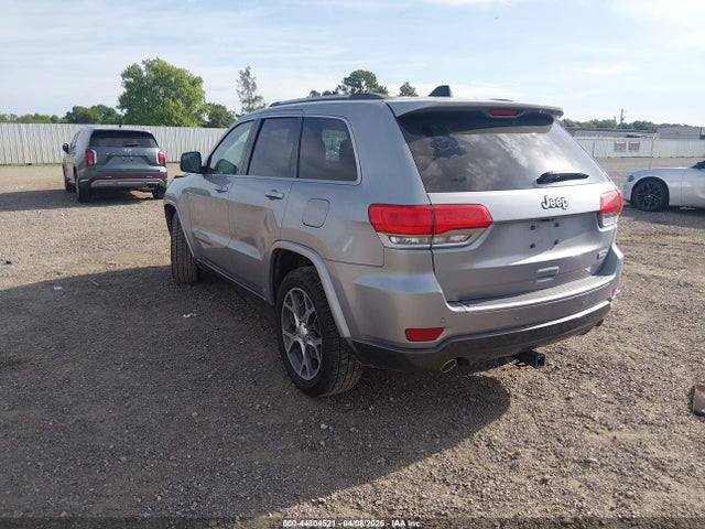 2018 JEEP GRAND CHEROKEE 1C4RJEBG2JC289314 Photo 2