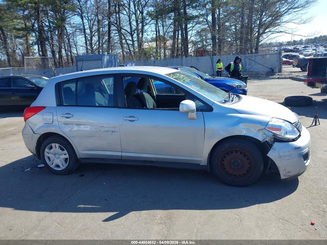 44804532 :رقم المزاد ، 3N1BC1CPXBL430822 vin ، 2011 Nissan Versa 1.8s مزاد بيع