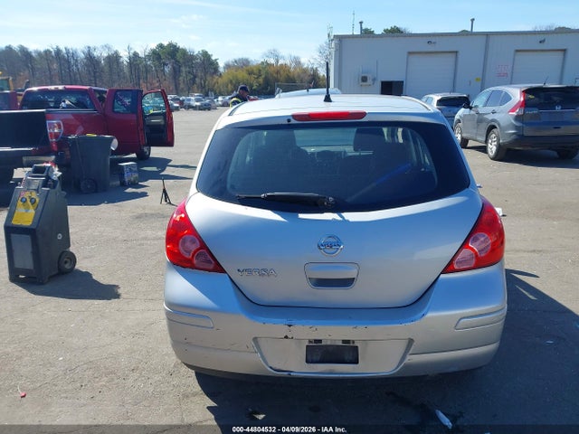 44804532 :رقم المزاد ، 3N1BC1CPXBL430822 vin ، 2011 Nissan Versa 1.8s مزاد بيع
