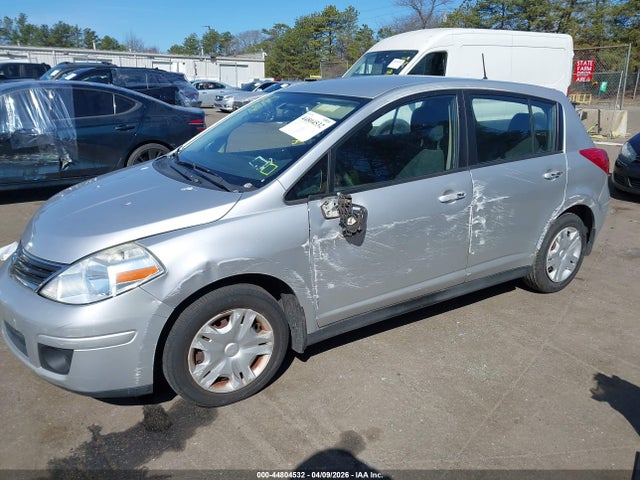 44804532 :رقم المزاد ، 3N1BC1CPXBL430822 vin ، 2011 Nissan Versa 1.8s مزاد بيع