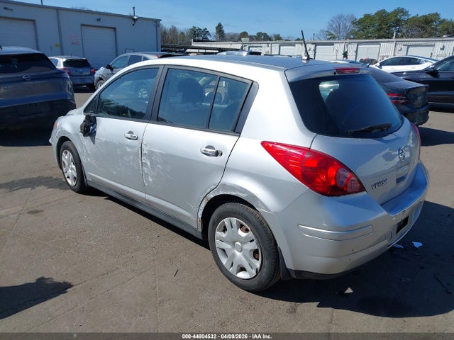 44804532 :رقم المزاد ، 3N1BC1CPXBL430822 vin ، 2011 Nissan Versa 1.8s مزاد بيع