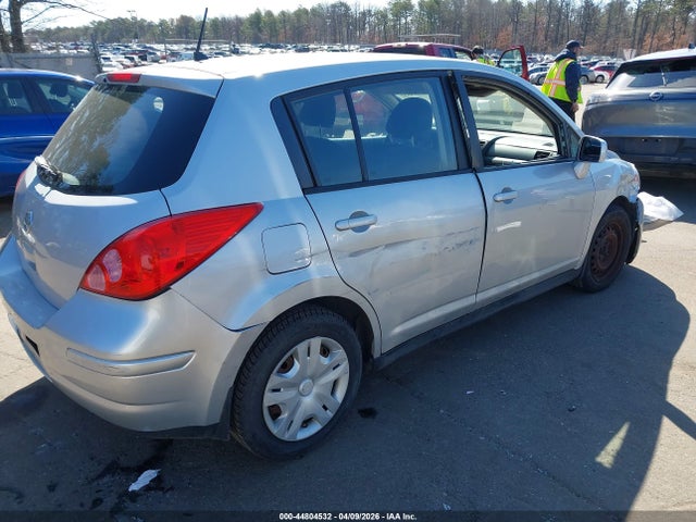 44804532 :رقم المزاد ، 3N1BC1CPXBL430822 vin ، 2011 Nissan Versa 1.8s مزاد بيع