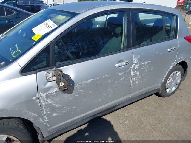 44804532 :رقم المزاد ، 3N1BC1CPXBL430822 vin ، 2011 Nissan Versa 1.8s مزاد بيع