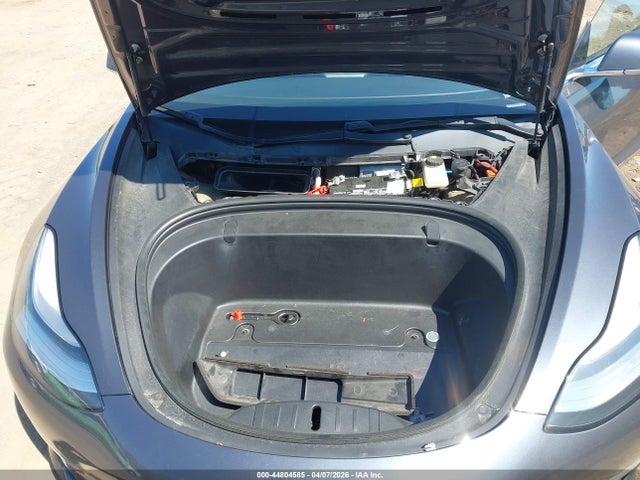 44804585 :رقم المزاد ، 5YJ3E1EA2KF425472 vin ، 2019 Tesla Model 3 Long Range/mid Range/standard Range/standard Range Plus مزاد بيع