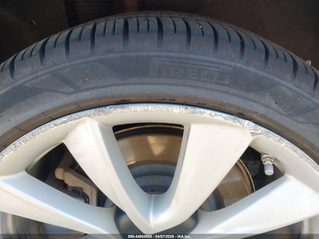 44804585 :رقم المزاد ، 5YJ3E1EA2KF425472 vin ، 2019 Tesla Model 3 Long Range/mid Range/standard Range/standard Range Plus مزاد بيع