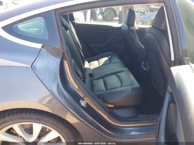 44804585 :رقم المزاد ، 5YJ3E1EA2KF425472 vin ، 2019 Tesla Model 3 Long Range/mid Range/standard Range/standard Range Plus مزاد بيع