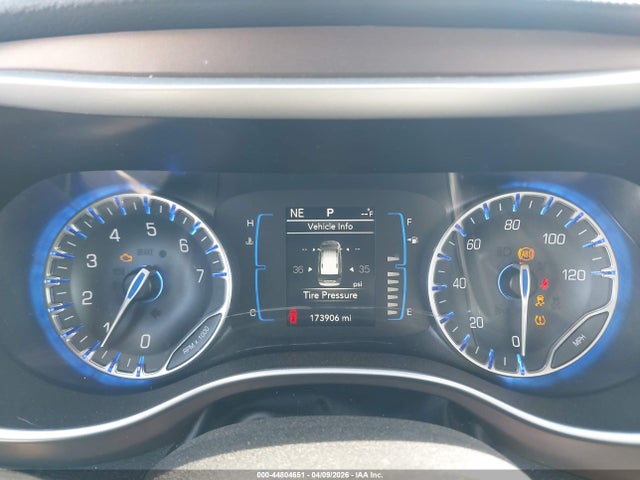 Aukcja sprzedaży 2017 Chrysler Pacifica Touring-l, vin: 2C4RC1BG9HR733826, numer aukcji: 44804651