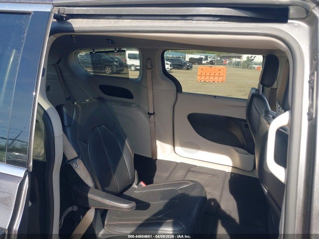 Aukcja sprzedaży 2017 Chrysler Pacifica Touring-l, vin: 2C4RC1BG9HR733826, numer aukcji: 44804651