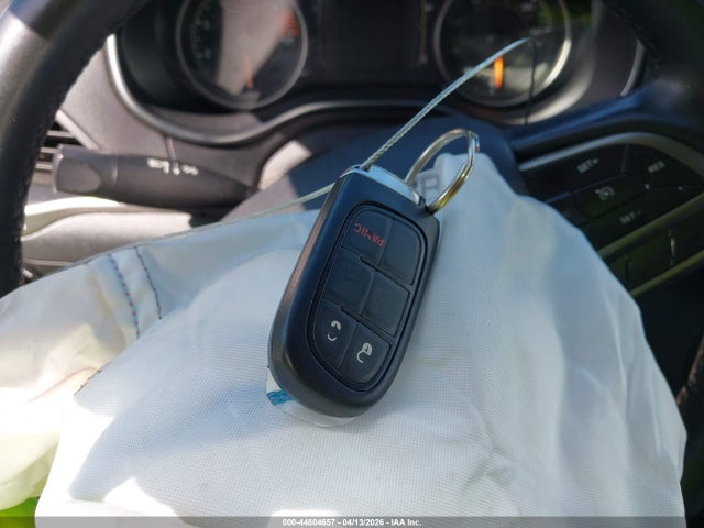 Продаж на аукціоні авто 2019 Jeep Cherokee Latitude Plus Fwd, vin: 1C4PJLLB3KD420549, номер лоту: 44804657