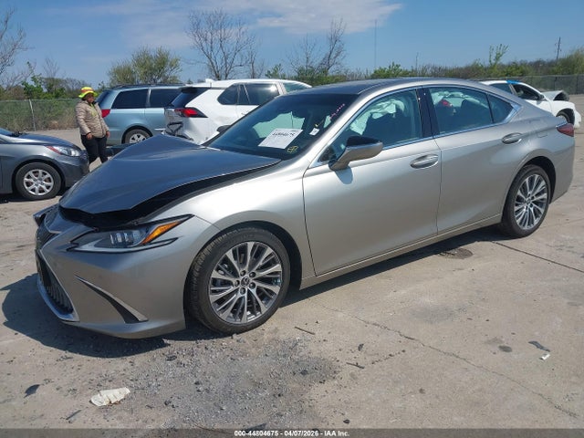 44804675 :رقم المزاد ، 58ADZ1B15MU106451 vin ، 2021 Lexus Es 350 مزاد بيع