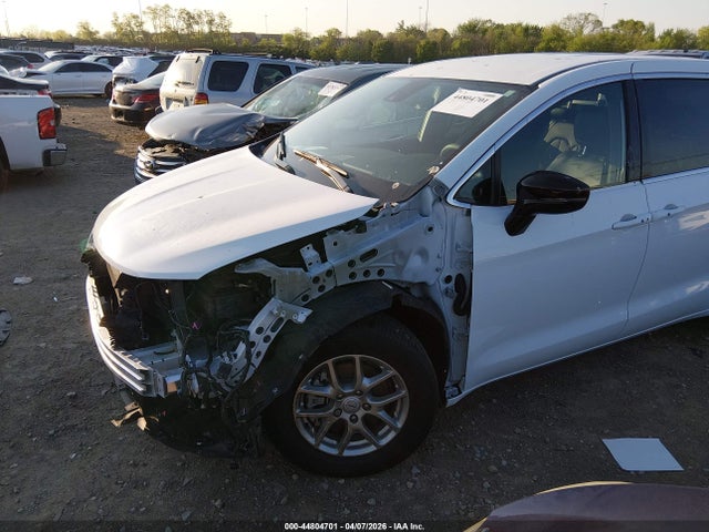 44804701 :رقم المزاد ، 2C4RC1CG4SR605693 vin ، 2025 Chrysler Voyager Lx مزاد بيع