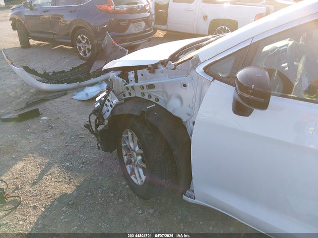 44804701 :رقم المزاد ، 2C4RC1CG4SR605693 vin ، 2025 Chrysler Voyager Lx مزاد بيع