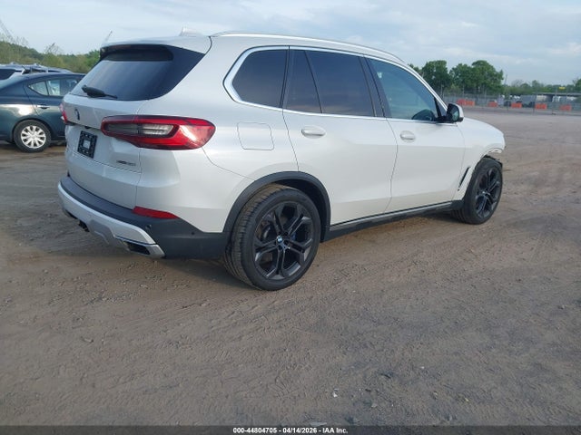 44804705 :رقم المزاد ، 5UXJU2C52KLN64180 vin ، 2019 Bmw X5 Xdrive50i مزاد بيع