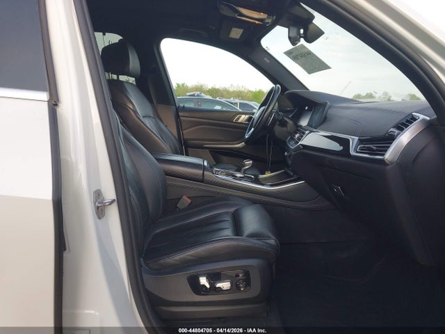 44804705 :رقم المزاد ، 5UXJU2C52KLN64180 vin ، 2019 Bmw X5 Xdrive50i مزاد بيع