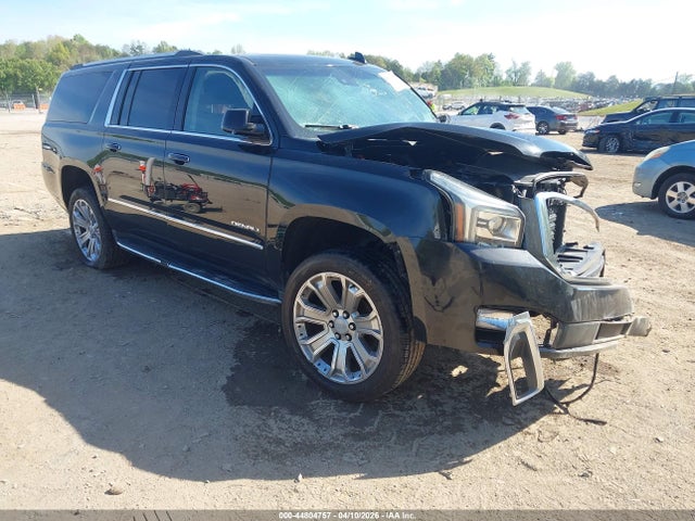44804757 :رقم المزاد ، 1GKS2HKJ3KR226771 vin ، 2019 Gmc Yukon Xl Denali مزاد بيع