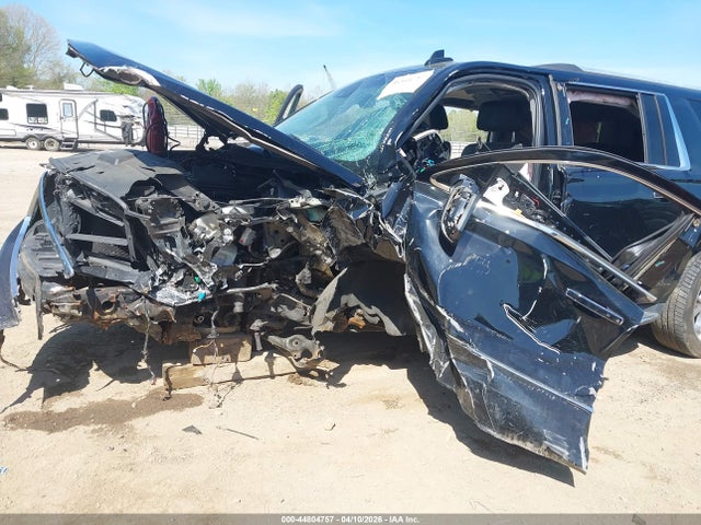 2019 Gmc Yukon Xl Denali მანქანა იყიდება აუქციონზე, vin: 1GKS2HKJ3KR226771, აუქციონის ნომერი: 44804757