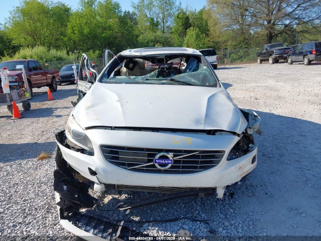 Volvo S60 T6 Platinum 2015 YV149MFM8F1343032 Image 12