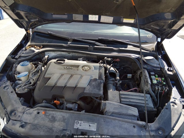 2012 Volkswagen Jetta 2.0l Tdi მანქანა იყიდება აუქციონზე, vin: 3VWLL7AJ2CM326692, აუქციონის ნომერი: 44804768