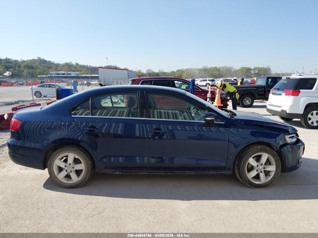 2012 Volkswagen Jetta 2.0l Tdi მანქანა იყიდება აუქციონზე, vin: 3VWLL7AJ2CM326692, აუქციონის ნომერი: 44804768