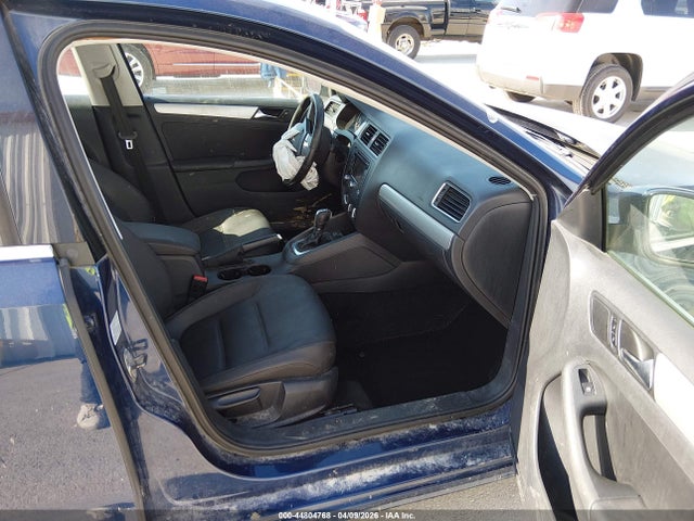 2012 Volkswagen Jetta 2.0l Tdi მანქანა იყიდება აუქციონზე, vin: 3VWLL7AJ2CM326692, აუქციონის ნომერი: 44804768