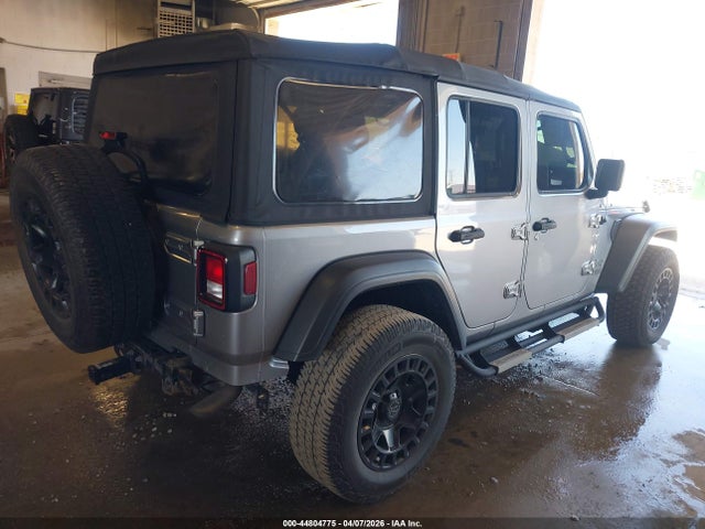 44804775 :رقم المزاد ، 1C4HJXDG4JW154516 vin ، 2018 Jeep Wrangler Unlimited Sport S 4x4 مزاد بيع