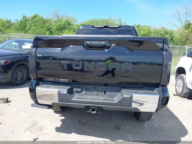 Продажа на аукционе авто 2024 Toyota Tundra Sr5, vin: 5TFLA5DBXRX234282, номер лота: 44804809