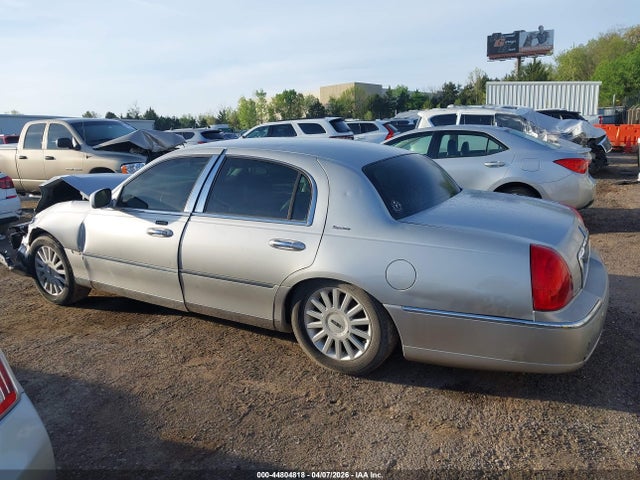 Auction sale of the 2005 Lincoln Town Car Signature, vin: 1LNHM81W65Y650903, lot number: 44804818