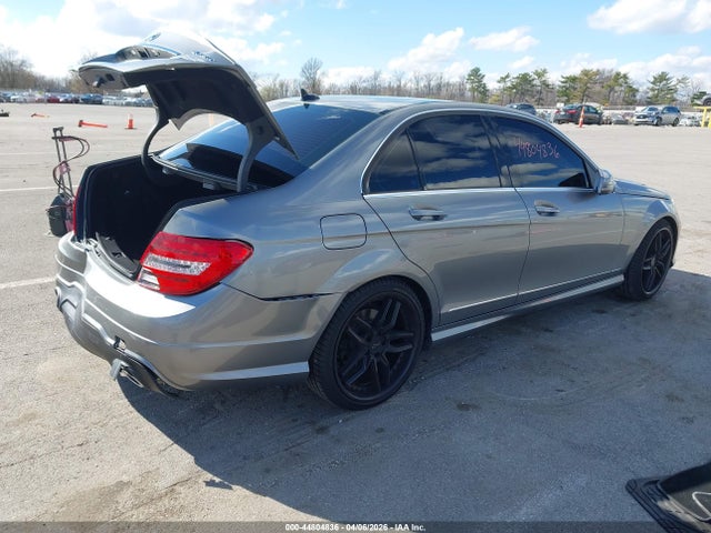 Продаж на аукціоні авто 2014 Mercedes-benz C 300 Sport 4matic, vin: WDDGF8AB3EG203948, номер лоту: 44804836
