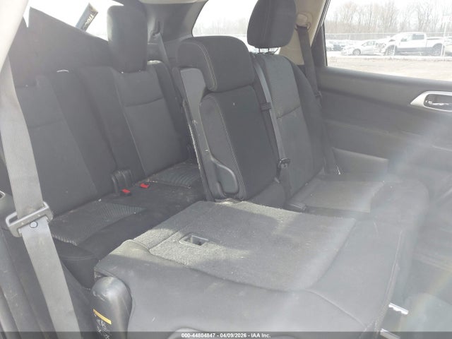 44804847 :رقم المزاد ، 5N1DR2MMXHC682441 vin ، 2017 Nissan Pathfinder S مزاد بيع