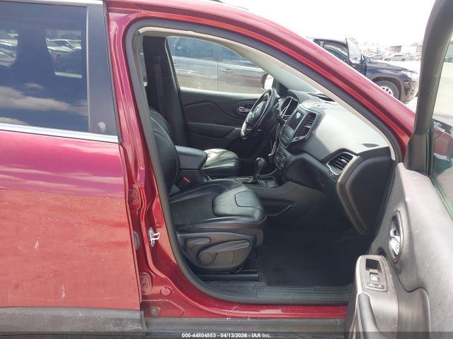 2019 Jeep Cherokee Latitude Plus Fwd მანქანა იყიდება აუქციონზე, vin: 1C4PJLLB5KD151700, აუქციონის ნომერი: 44804853