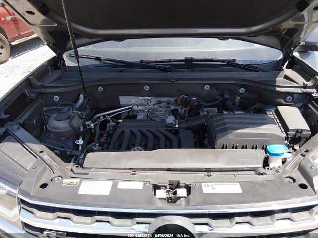 44804874 :رقم المزاد ، 1V2FR2CA8JC584498 vin ، 2018 Volkswagen Atlas 3.6l V6 Se W/technology مزاد بيع