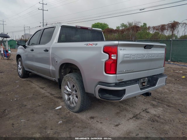 1GCPYBEK0NZ230900 Chevrolet Silverado 1500 Ltd 4wd Short Bed Custom