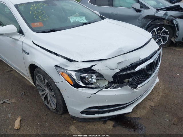 44804888 :رقم المزاد ، 1G4ZT5SSXKU101239 vin ، 2019 Buick Lacrosse Awd Premium مزاد بيع