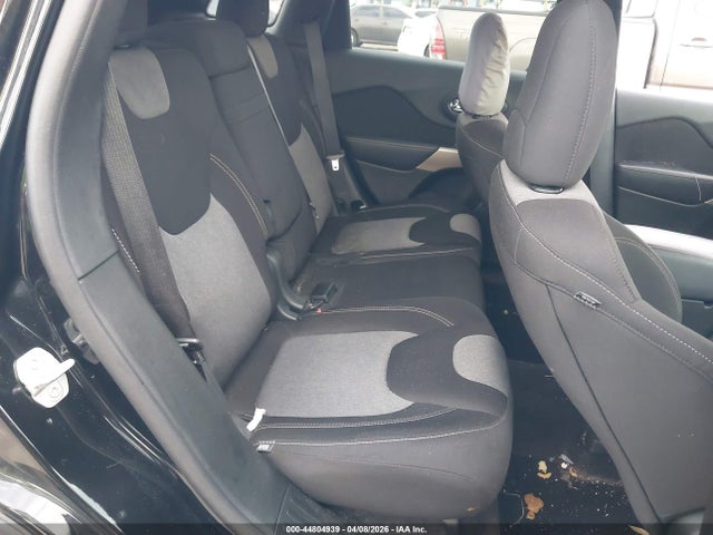 2018 JEEP CHEROKEE 1C4PJLCB4JD537460 Photo 7