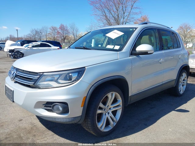 2012 VOLKSWAGEN TIGUAN WVGAV7AX4CW550812 Photo 1