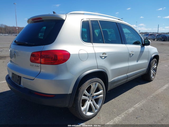 2012 VOLKSWAGEN TIGUAN WVGAV7AX4CW550812 Photo 3