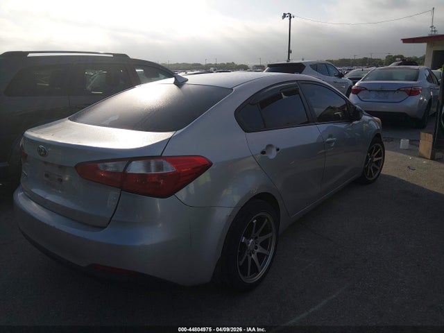 KIA FORTE LX 2016 KNAFX4A66G5543217 Image 4