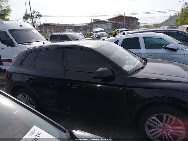 44804977 :رقم المزاد ، WA1BNAFY6J2023361 vin ، 2018 Audi Q5 2.0t Premium مزاد بيع