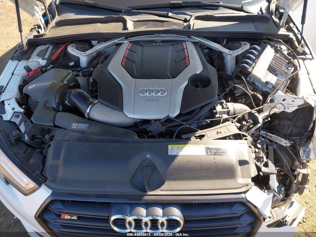 2018 Audi S4 3.0t Premium Plus მანქანა იყიდება აუქციონზე, vin: WAUB4AF48JA103270, აუქციონის ნომერი: 44805013