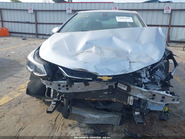 2018 Chevrolet Cruze Ls Auto მანქანა იყიდება აუქციონზე, vin: 1G1BC5SM1J7122848, აუქციონის ნომერი: 44805039