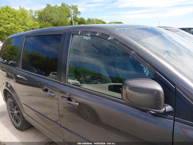 2016 Dodge Grand Caravan R/t მანქანა იყიდება აუქციონზე, vin: 2C4RDGEG0GR323331, აუქციონის ნომერი: 44805048