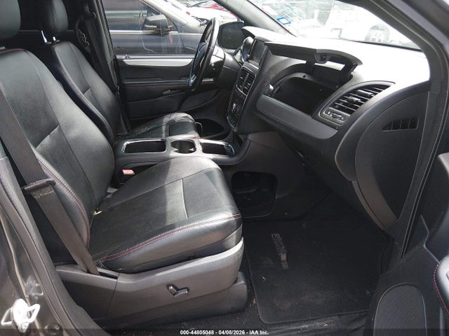 2016 Dodge Grand Caravan R/t მანქანა იყიდება აუქციონზე, vin: 2C4RDGEG0GR323331, აუქციონის ნომერი: 44805048