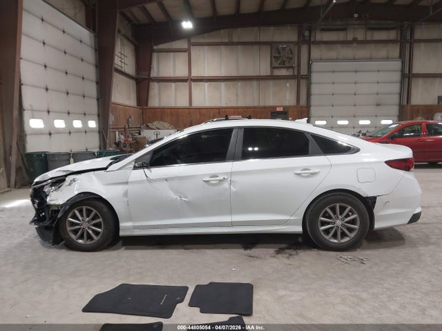 Продажа на аукционе авто 2018 Hyundai Sonata Se, vin: 5NPE24AF4JH652263, номер лота: 44805054