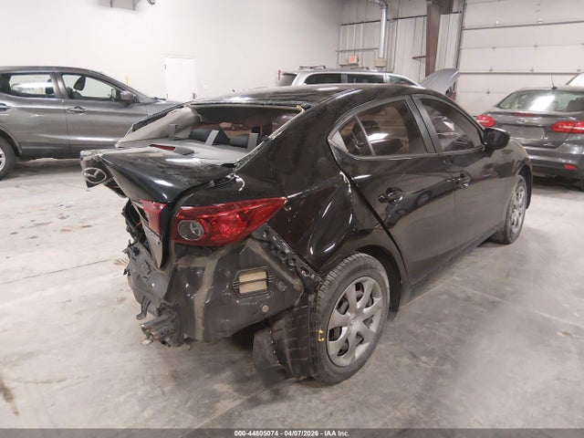 2014 Mazda Mazda3 I Sport მანქანა იყიდება აუქციონზე, vin: JM1BM1U76E1170536, აუქციონის ნომერი: 44805074