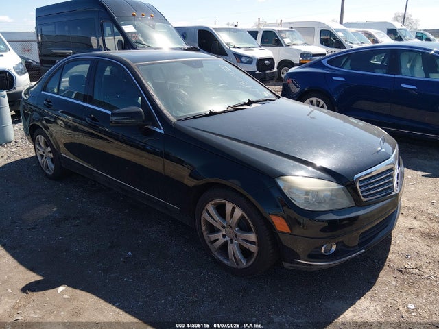 2010 Mercedes-benz C 300 Luxury მანქანა იყიდება აუქციონზე, vin: WDDGF5EB1AR112474, აუქციონის ნომერი: 44805115