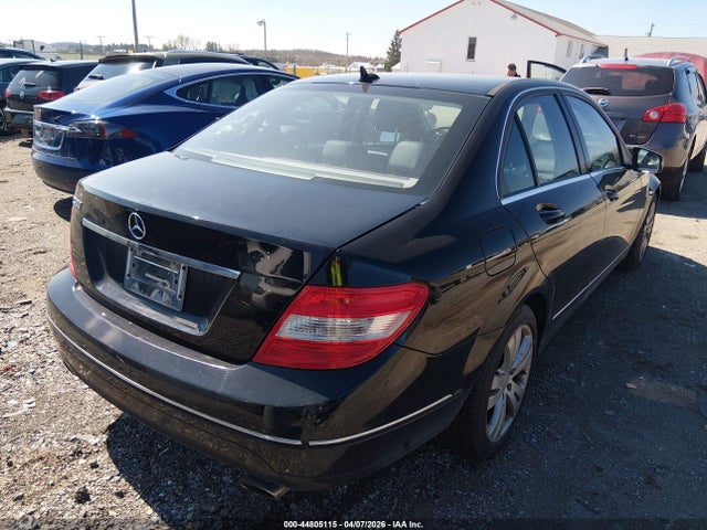 2010 Mercedes-benz C 300 Luxury მანქანა იყიდება აუქციონზე, vin: WDDGF5EB1AR112474, აუქციონის ნომერი: 44805115