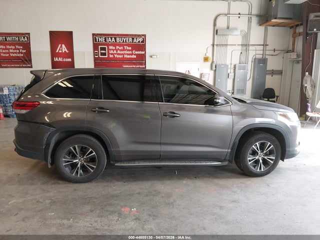 Toyota Highlander Le 2018 5TDZZRFH0JS263960 Image 13