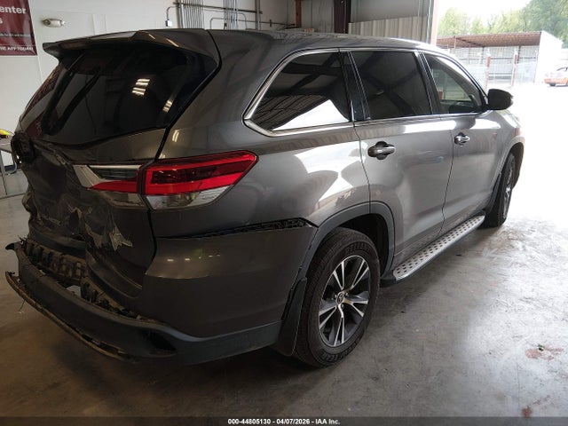 Toyota Highlander Le 2018 5TDZZRFH0JS263960 Image 4
